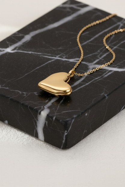 Gargantilla Cœur — Plata de ley bañada en oro 18k. Acabado pulido.