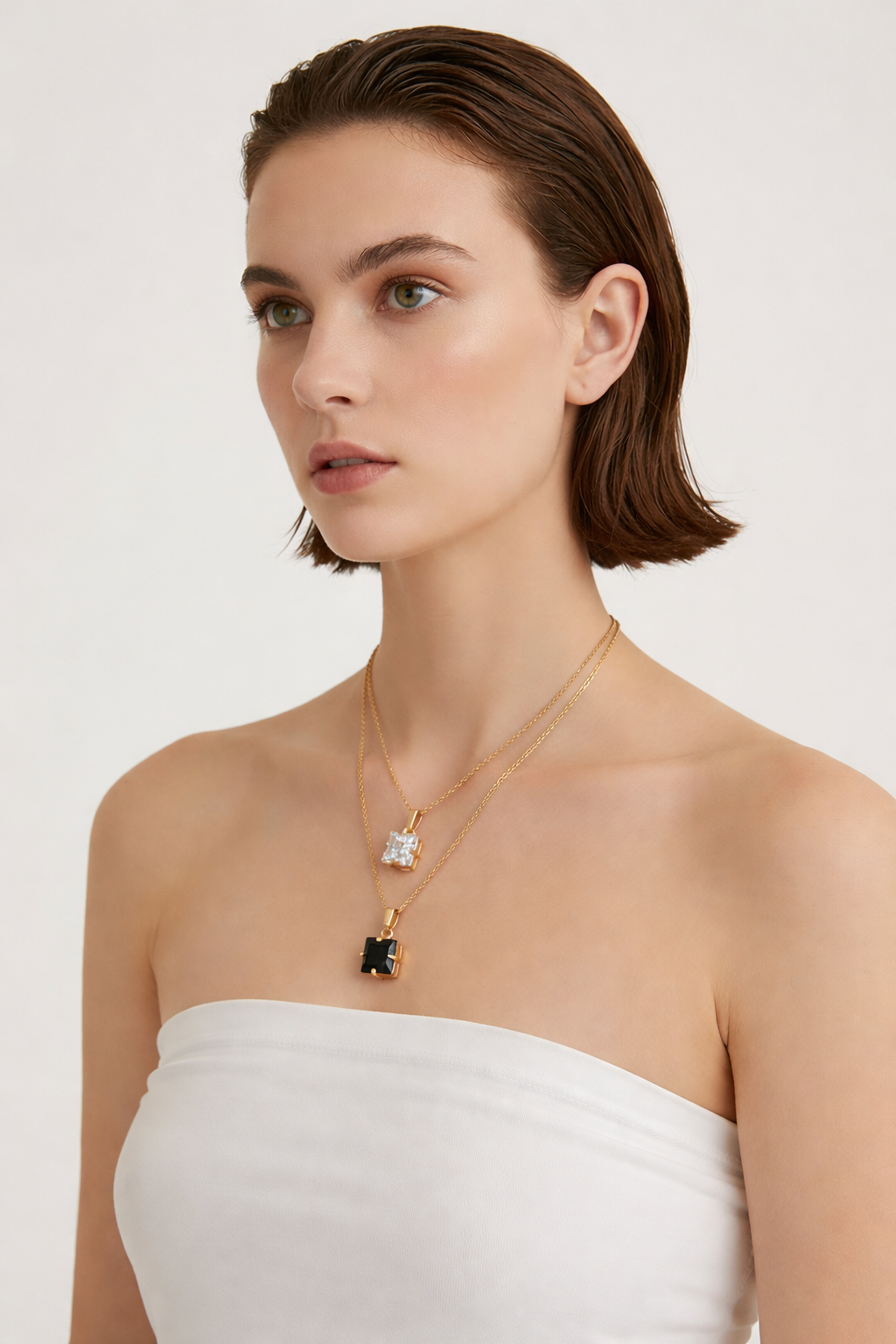 Collar Prisma con Circonita y Baño de Oro 18K — Collar Dorado Mujer