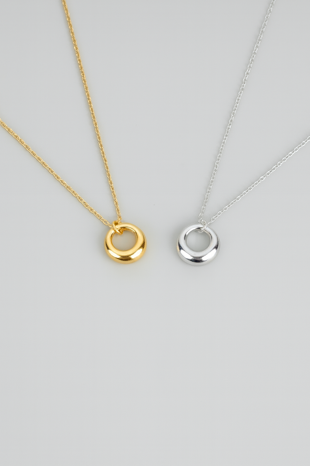 Collar Bold Ring — Plata de ley bañada en oro 18k