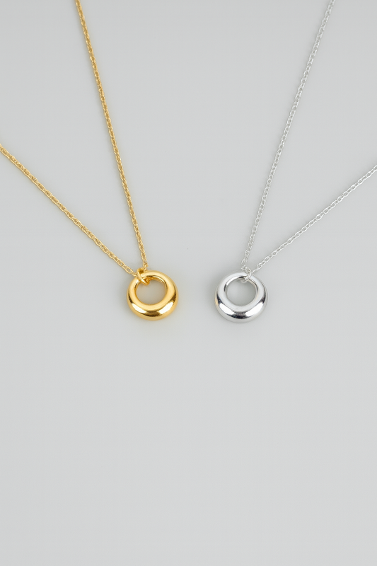 Collar Bold Ring — Plata de ley bañada en oro 18k