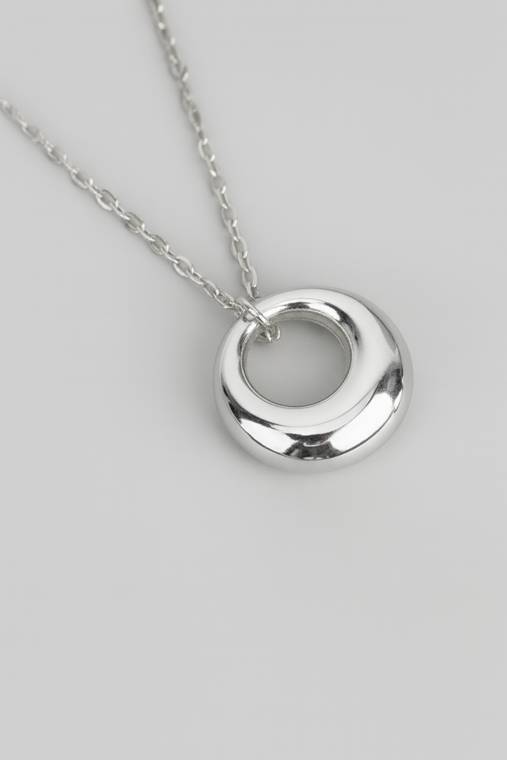 Collar Bold Ring — Plata de ley bañada en oro 18k