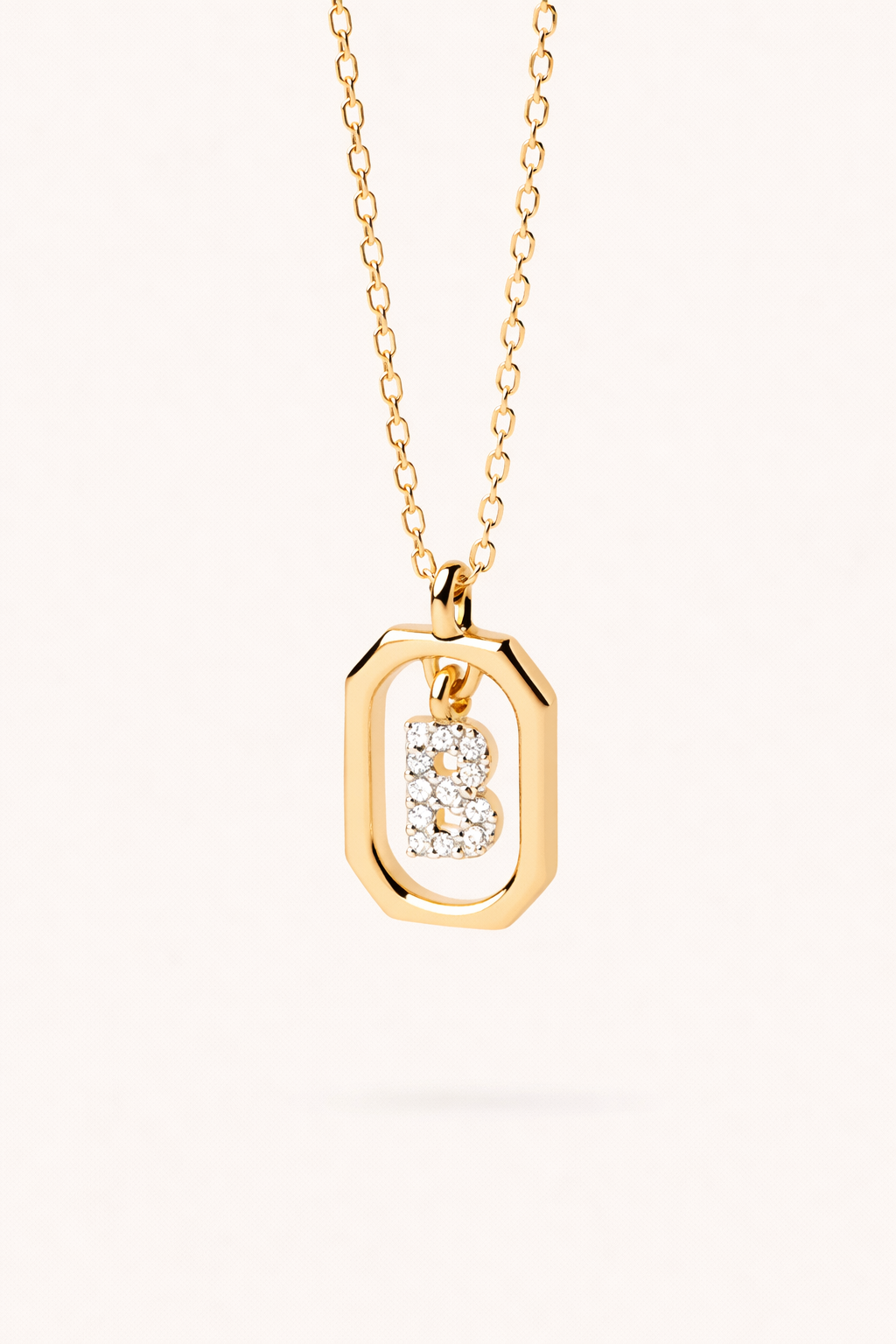 Collar Inicial con Baño de Oro 18K y Circonitas